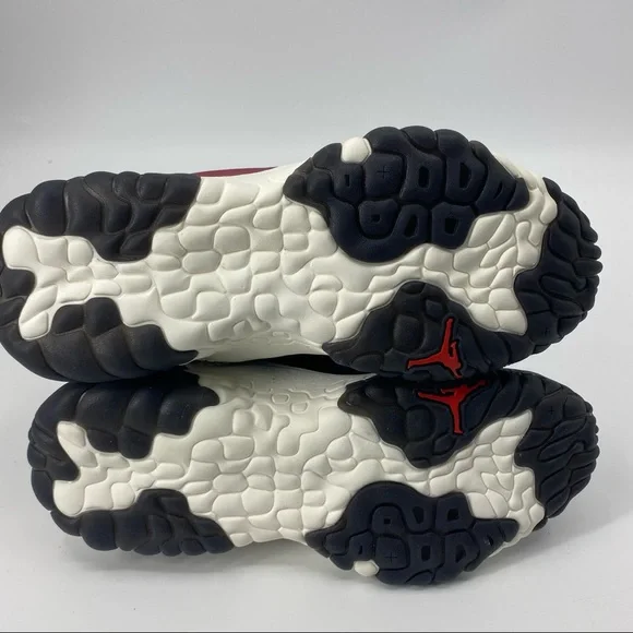 Nike | Women’s Jordan Delta 2 Sneakers in Black Gym Red Sail Chile Red | 10 New - Picture 14 of 16